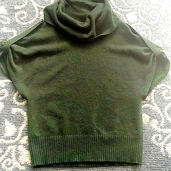 MERCER & MADISON LAMBS' WOOL SWEATER - Picture 1 of 6